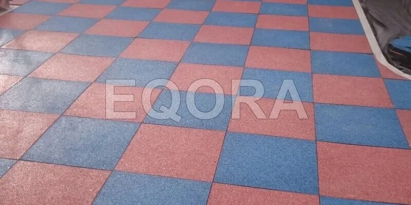 Резиновое покрытие из крошки для автосервисов в Болотном
